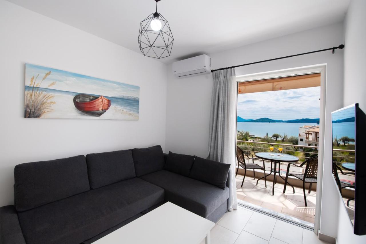 Mpm Apartment Perigiali نيدري المظهر الخارجي الصورة